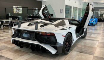 
									Lamborghini Aventador full								