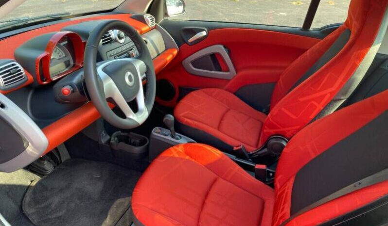 
								Smart fortwo full									