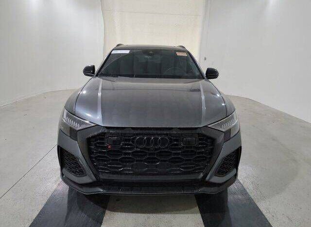 
								Audi RS Q8 full									