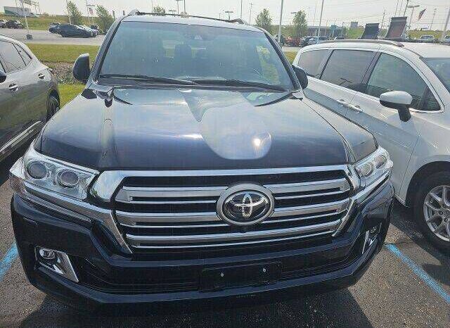 
								Toyota Land Cruiser full									