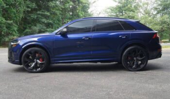 
									Audi RS Q8 full								