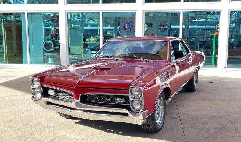 
								Pontiac GTO full									