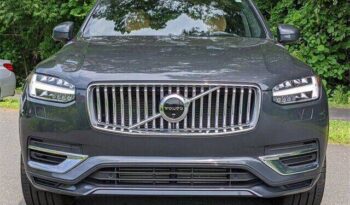 
									Volvo XC90 Recharge full								