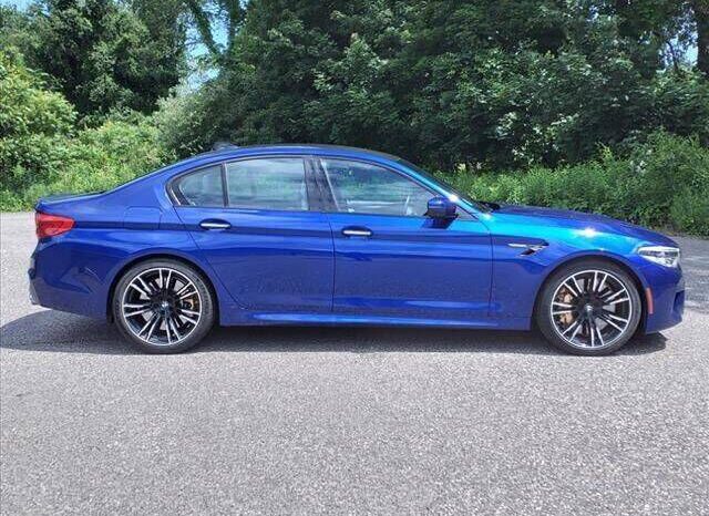 
								BMW M5 full									