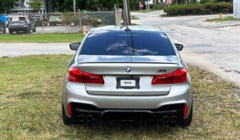 
									BMW M5 full								