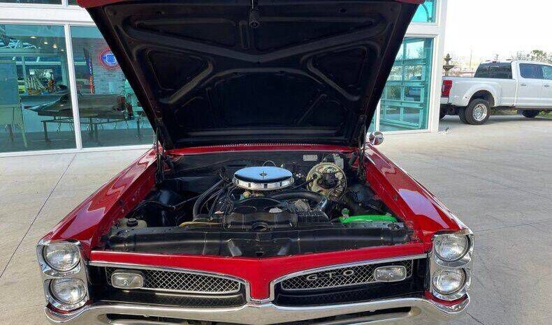 
								Pontiac GTO full									