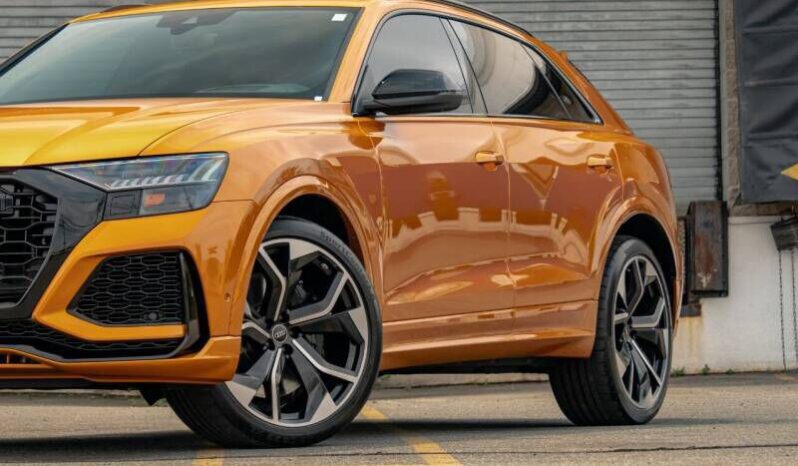 
								Audi RS Q8 full									