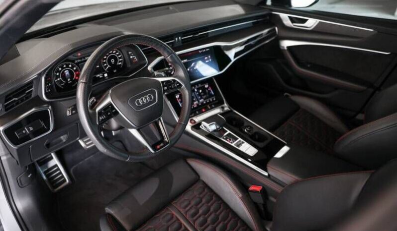 
								Audi RS 6 Avant full									