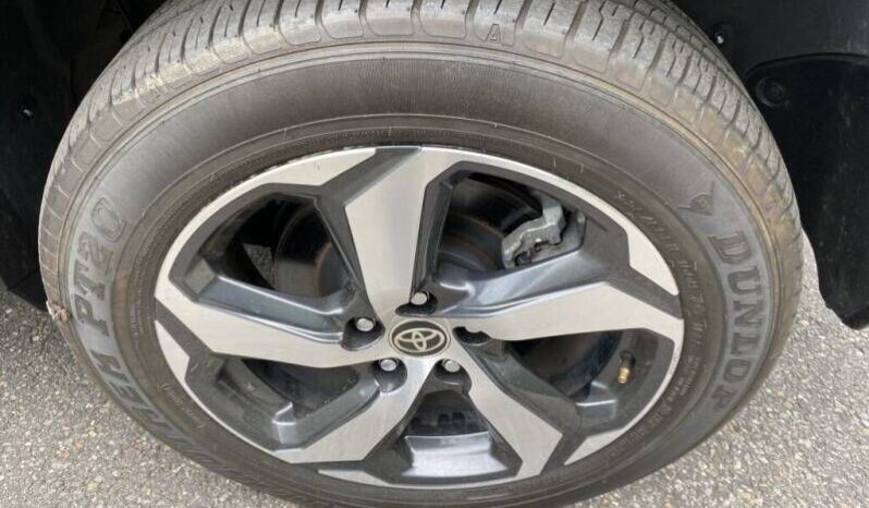 
								Toyota RAV4 Prime full									