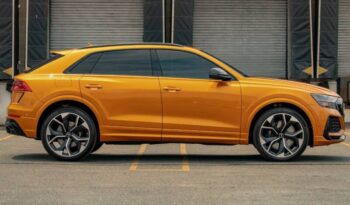 
									Audi RS Q8 full								