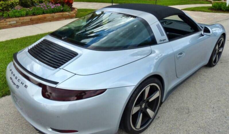 
								Porsche 911 full									