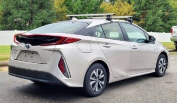 
									Toyota Prius Prime full								