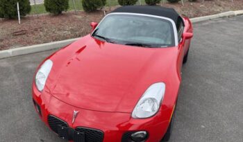 
									Pontiac Solstice full								