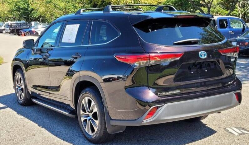 
								Toyota Highlander Hybrid full									