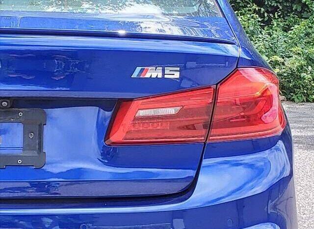 
								BMW M5 full									