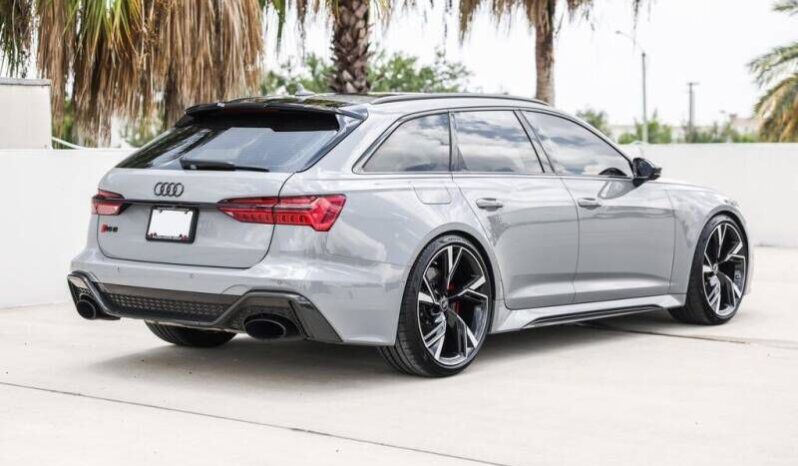 
								Audi RS 6 Avant full									