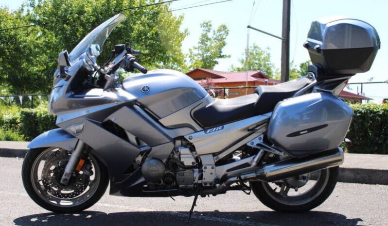 
								2007 Yamaha FJR1300 full									