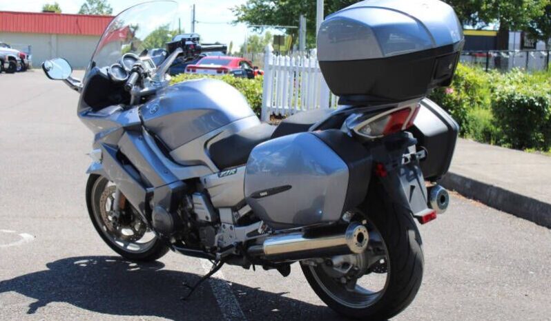 
								2007 Yamaha FJR1300 full									