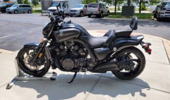 
									2020 Yamaha VMAX full								