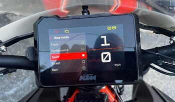 
									2020 KTM 1290 Super Duke R full								