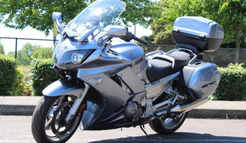 
								2007 Yamaha FJR1300 full									